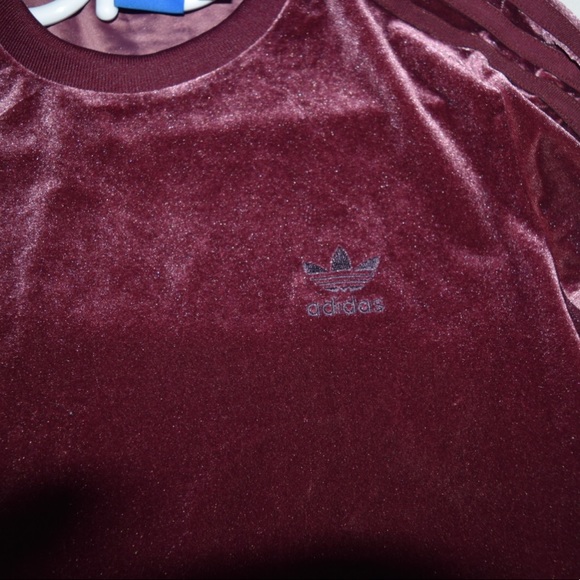 Adidas Cropped Velvet Long Sleeve - Picture 2 of 4